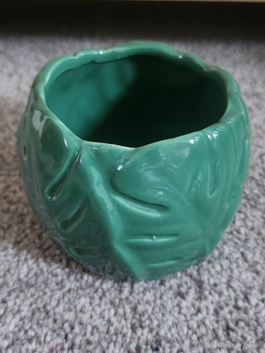 Green ornament pot leaf - green, shaped
