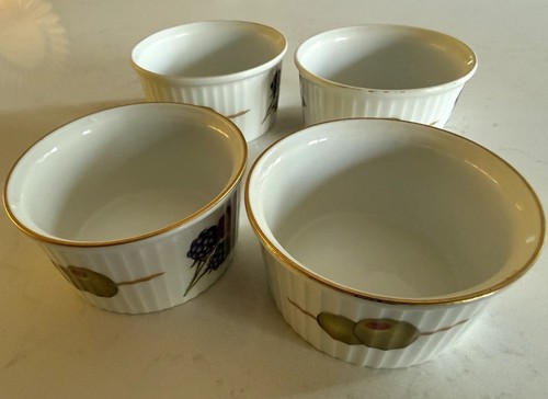 Royal worcester evesham set - worcester,