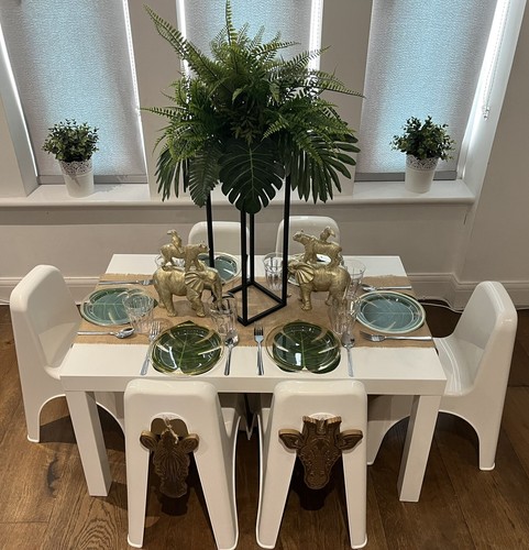 Themed childrens table and