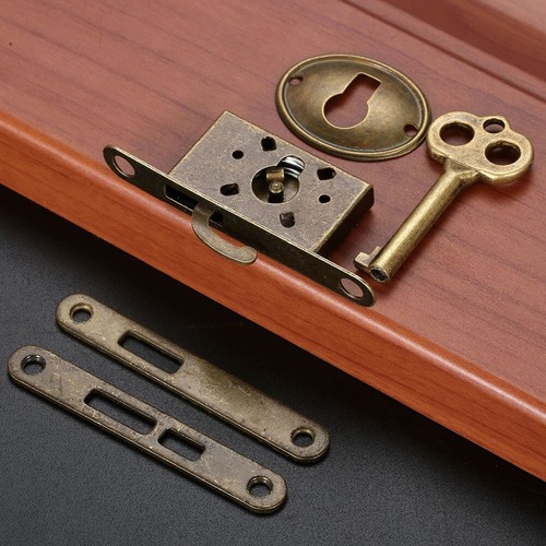 Sliding door retro lock - door,