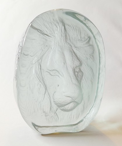 Lion head glass paperweight