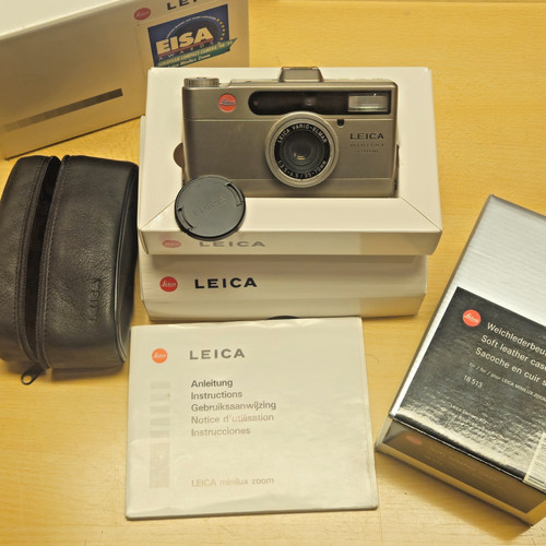 Leica minilux zoom fully - zoom,