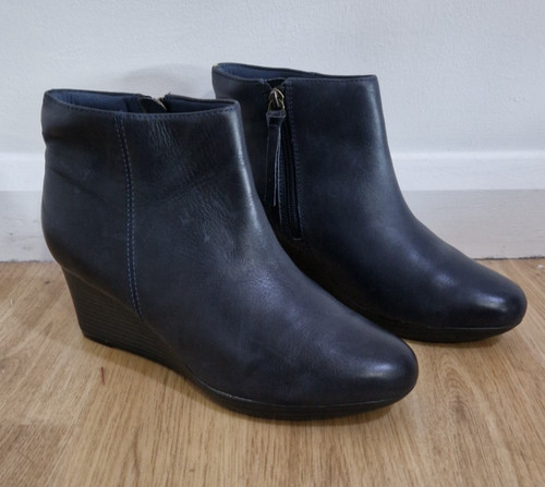 Clarks navy blue wedge ankle - navy,