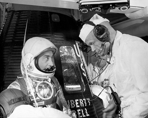 Gus grissom john glenn - john,