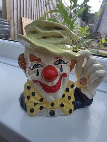 Royal doulton the clown - 'the, clown'