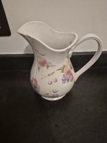 Royal norfolk staffordshire - royal,