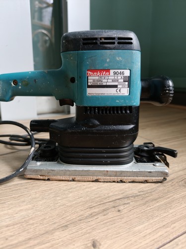 Makita 9046 finishing sander - finishing,