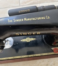 Vintage Singer 201K Sewing