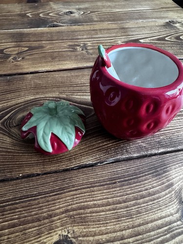 Strawberry shaped ceramic - shaped,