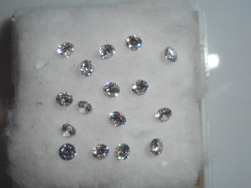 3.5mm white round cubic