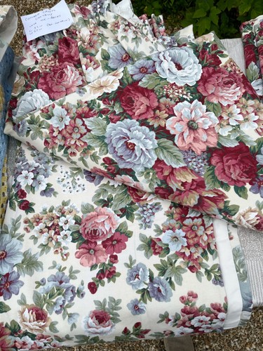 Vintage floral chintz - floral,