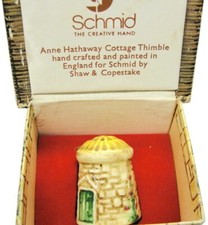 Handpainted Thimble Sylvac