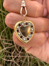 Vintage 9ct Solid Gold Garnet Seed Pearl Heart Locket - Hallmarked - Mid Century