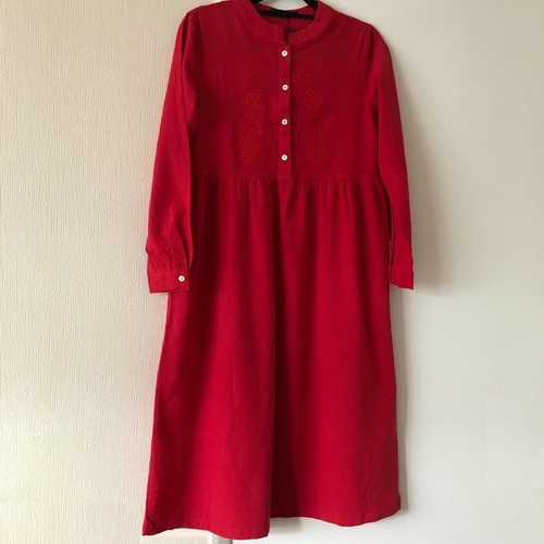 New red embroidered dress - new,