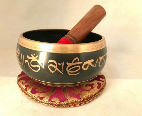 Large tibetan singing - large,