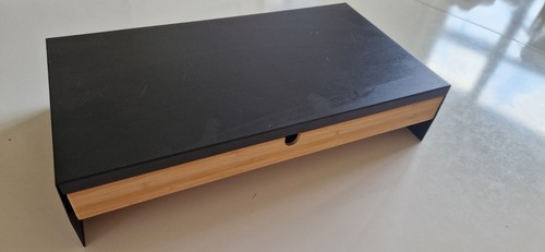 Dark grey ikea - elloven, monitor