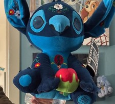 Genuine Stitch Crashes Disney