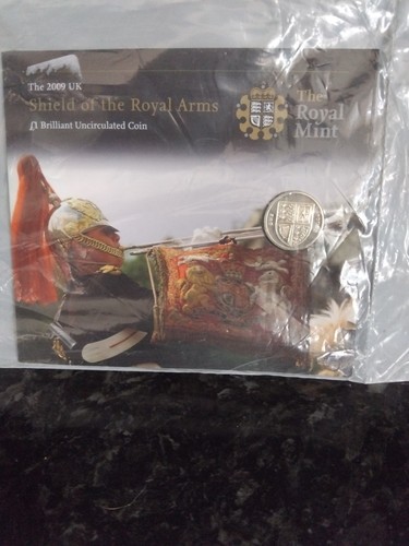 Shield the royal arms 1 - shield, £1