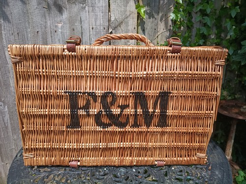 Fortnum mason wicker picnic - &,