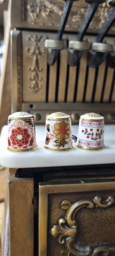 Bone china royal crown - 3,
