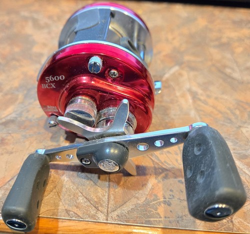 Abu garcia 5600 bcx - abu, baitcaster