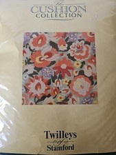 Twilleys Stamford 'Hungaria' floral cushion Long stitch tapestry Kit 598 16x16”