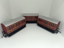 3 X HORNBY 4 WHEEL COACHES OO