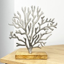 Modern Living Room Ornaments