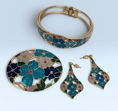 Vintage sea gems - blue, flowers