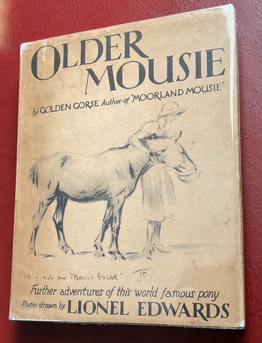 Older mousie golden - by, gorse