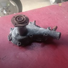 ROVER P4 95  & 100 WATER PUMP 
