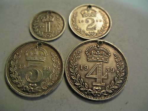1959 pierced maundy 4 coin - ,