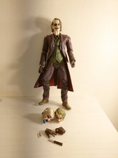 Play Arts Kai The Joker -