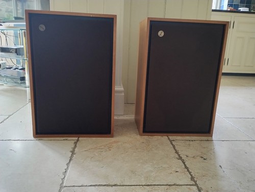 Hifi speakers floor standing - hifi,