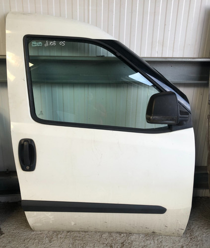 Vauxhall combo front door os - vauxhall,