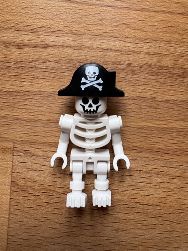 Lego skeleton pirate - lego,