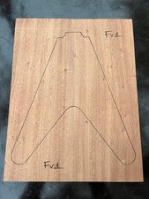 SIPO MAHOGANY / UTILE Flying V