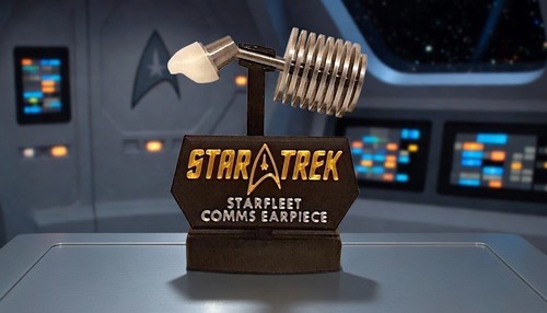 Star trek tos - star, uhura's