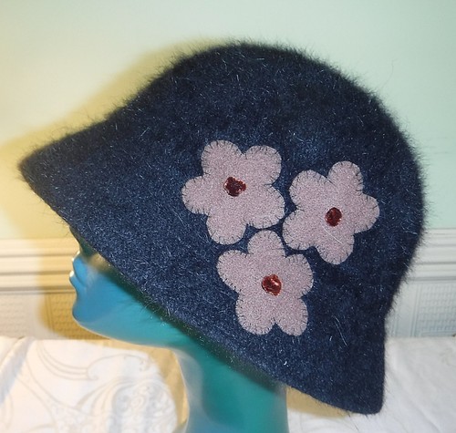 20s style black cloche felted - 20s,