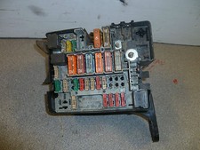 Peugeot 206 5DR 2003 1.4 ROLAND GARROS UNDER BONNET FUSEBOARD