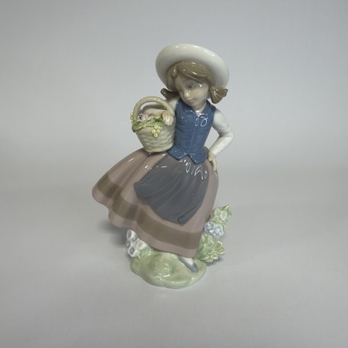 Lladro porcelain sweet scent - lladro,