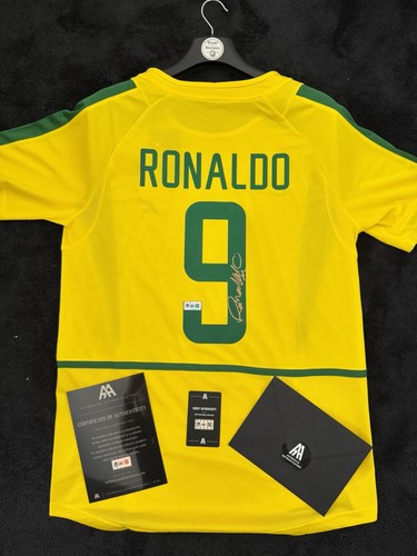 Signed ronaldo nazario - signed,