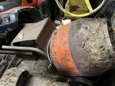 Old Belle Mixer In Working Order