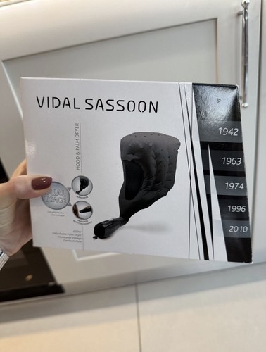 Vidal sassoon hood - and, palm