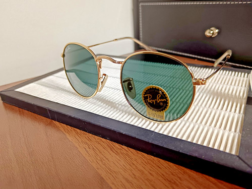 Used round sunglasses - rb,
