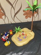 Playmobil Custom Sandpit With Parents and 3 Children. Bench, Bin Picnic Basket