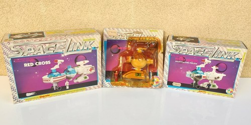 Space link toy - space,