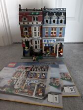 LEGO Creator Modulars 10218 - Pet Shop with instructions and minifigs (RARE)
