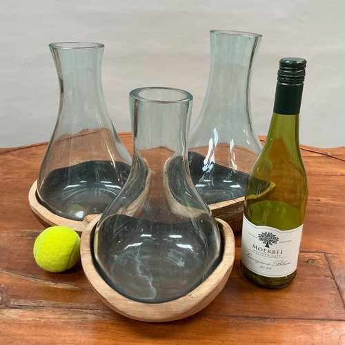 Molten glass wine - wine, decanter