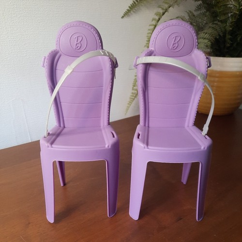 Barbie camper van - 2, chairs